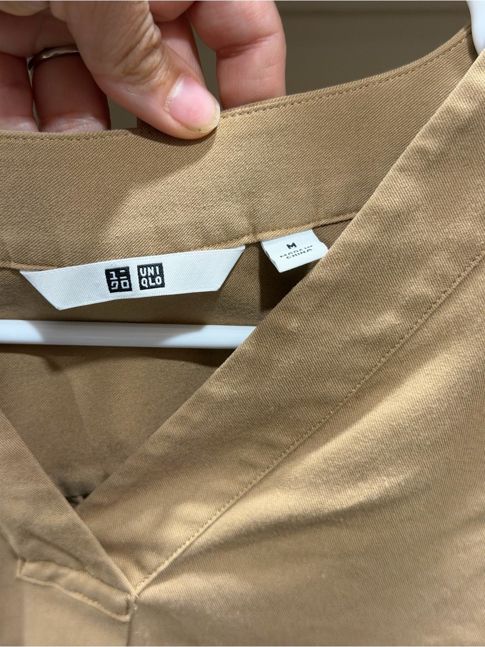 Uniqlo Camel V-Neck Long Sleeve Blouse - Picture 2 of 4